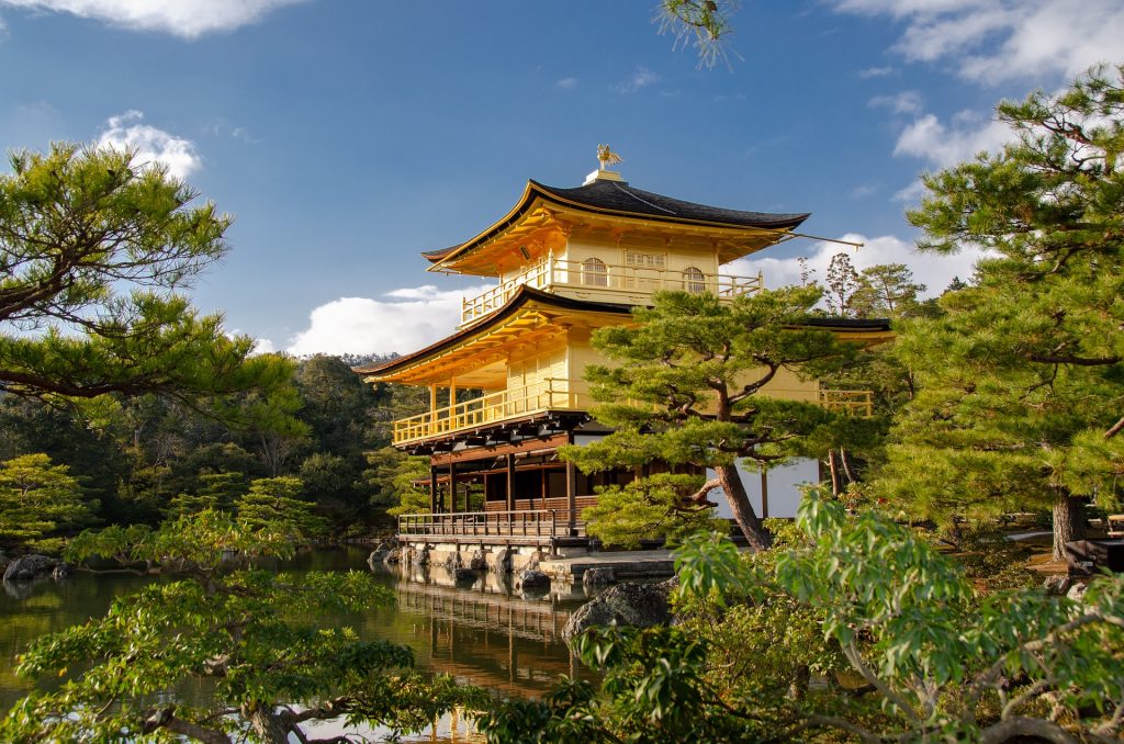 japoński dom nad jeziorem - spokojna muzyka